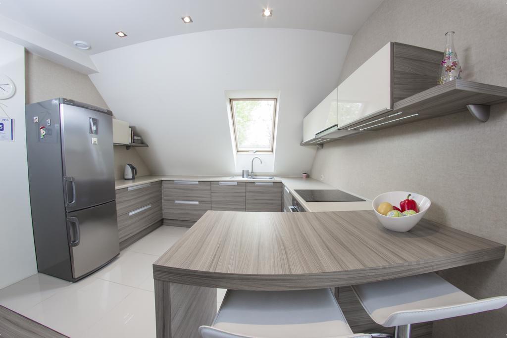 Modern Apartment Освенцим Номер фото